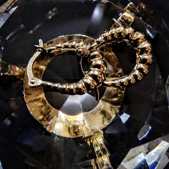 14kt gold hoop earrings - Picture 3 of 3